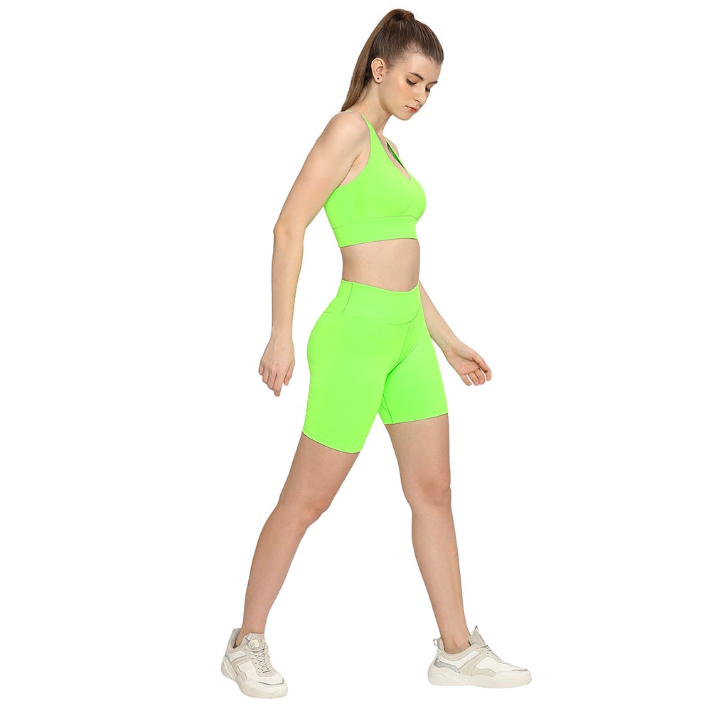 Stretchy yoga shorts,High-performance activewear,
Women's gym wear set,
Supportive sports bra,
Exercise set for women