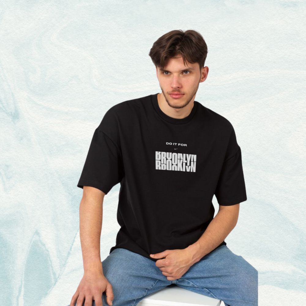 Plain Oversized T-shirts, Oversized T-shirts with Cool Prints, Custom Oversized T-shirts with Logo, Oversized Tie-Dye T-shirts,Oversized Anime T-shirts, Trendy oversized T-shirt ,Relaxed fit, Everyday comfort, Unisex oversized T-shirts,Casual outings