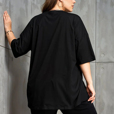 Black drop shoulder Oversize t shirt for Gen Z - Personalise with your Alphabet