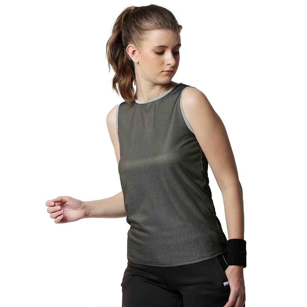 Lightweight Black Sports Tank Top ,Lightweight running tank for women, Breathable gym tank top, 
 Moisture-wicking fitness shirt, Women’s activewear sleeveless t-shirt,  Yoga and training tank, Women’s athletic tank top, Lightweight workout singlet
