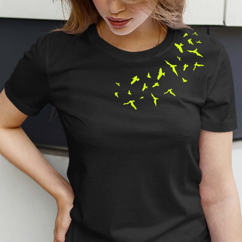 Graphic tees, Casual t-shirt, Woman tee, T-shirt for women, Slim fit t shirt for women, T-shirt for women online, T-shirt for girls