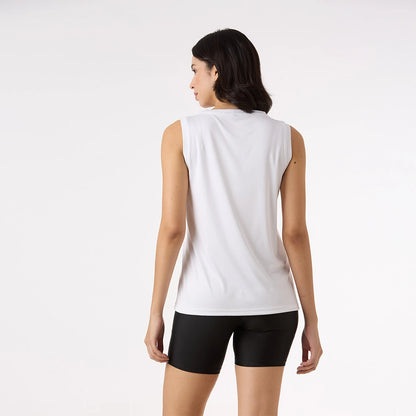 white gym tank top, women sleeveless workout top, white sports tank, women’s activewear top, gym wear for women, white athletic tank, workout clothing for women, sleeveless training top, fitness apparel for women, women’s sportswear
